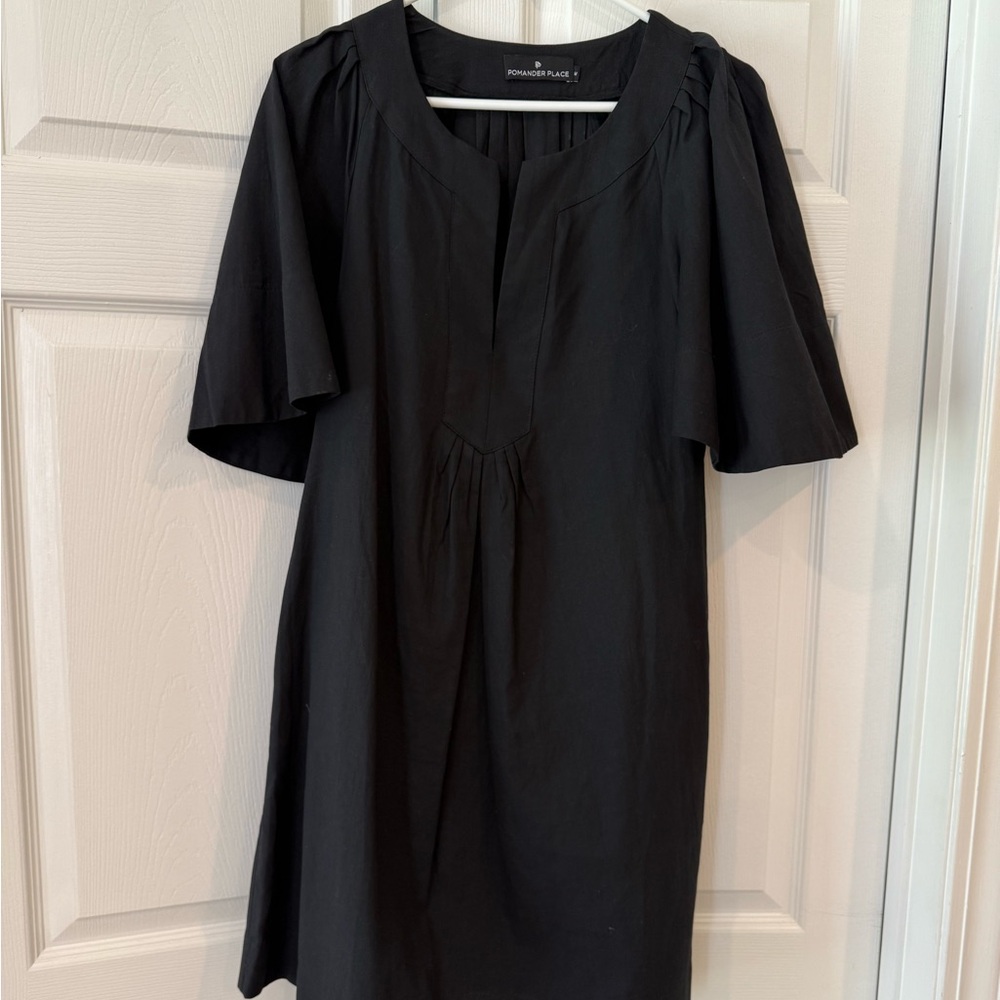 Pomander Place Classic Black Garment